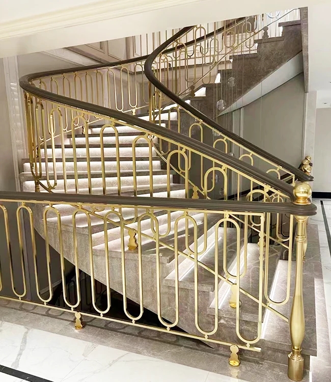 Quali sono i vantaggi del corrimano scale intagliato in alluminio di design di lusso su quelli normali?